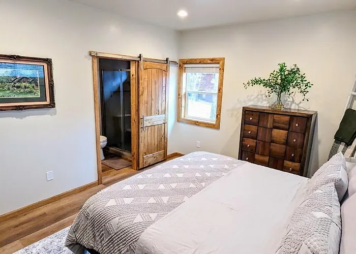 Holiday home Relax & Recharge In Cozy 2br Retreat