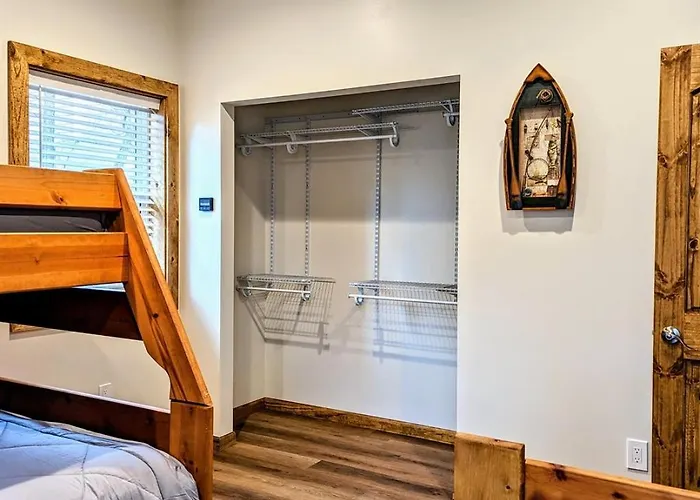 Holiday home Relax & Recharge In Cozy 2br Retreat