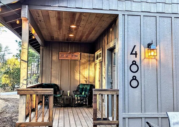Holiday home Relax & Recharge In Cozy 2br Retreat